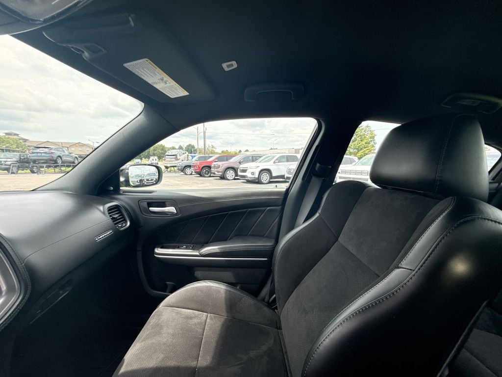 Pre-Owned 2023 Dodge Charger GT - photo - 29