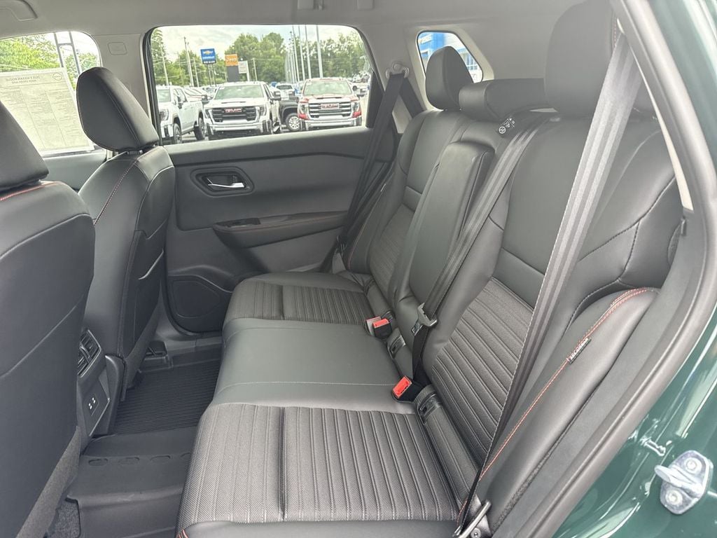 New 2026 Nissan Rogue Rock Creek - photo - 19
