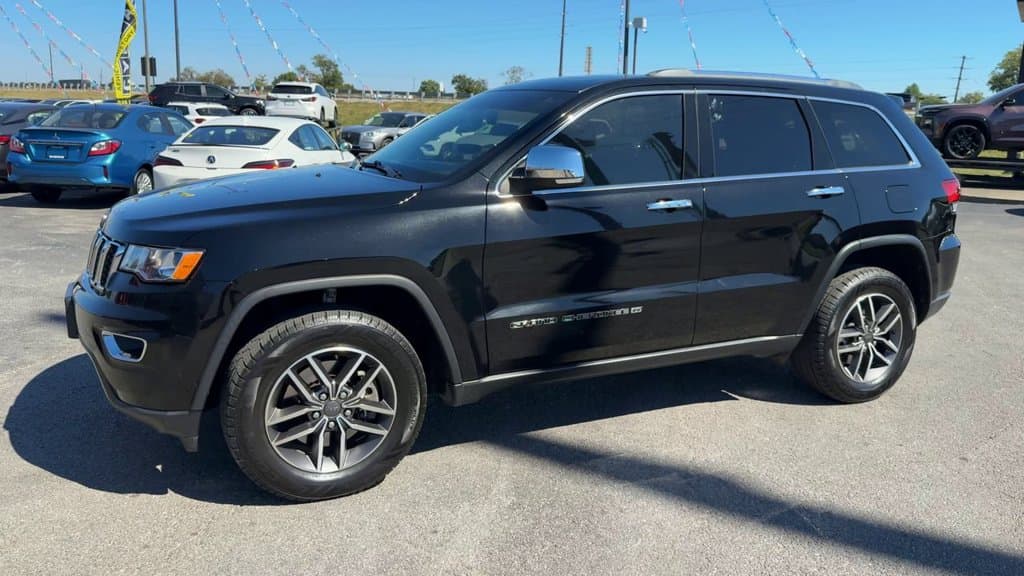 Pre-Owned 2022 Jeep Grand Cherokee WK Limited - photo - 2