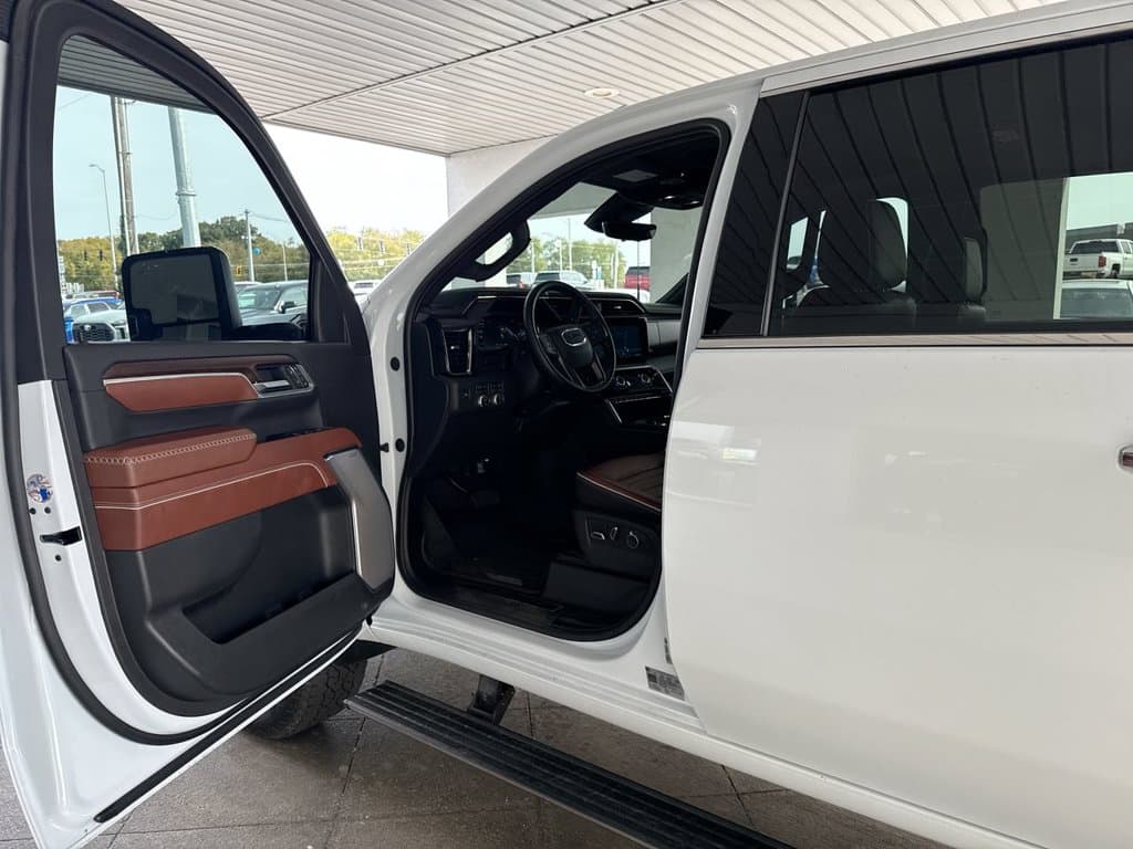 Pre-Owned 2026 GMC Sierra 2500HD Denali Ultimate - photo - 34