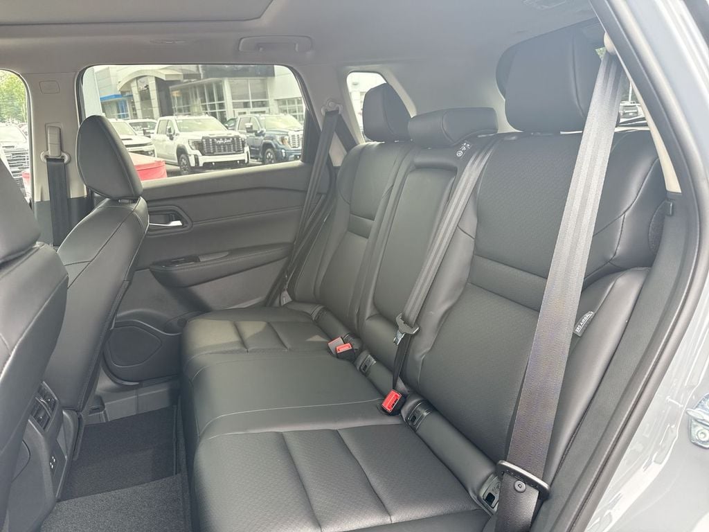 New 2026 Nissan Rogue Dark Armor - photo - 19