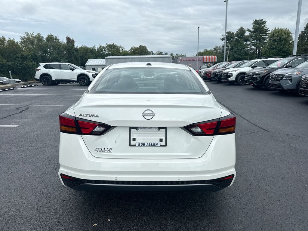 New 2026 Nissan Altima 2.5 SV - photo - 17