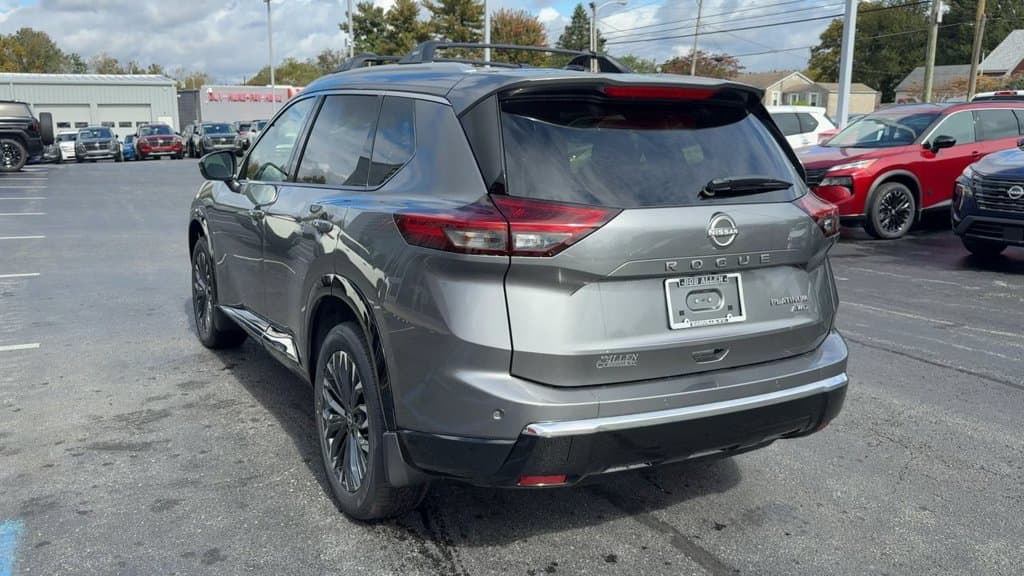 New 2026 Nissan Rogue Platinum - photo - 4