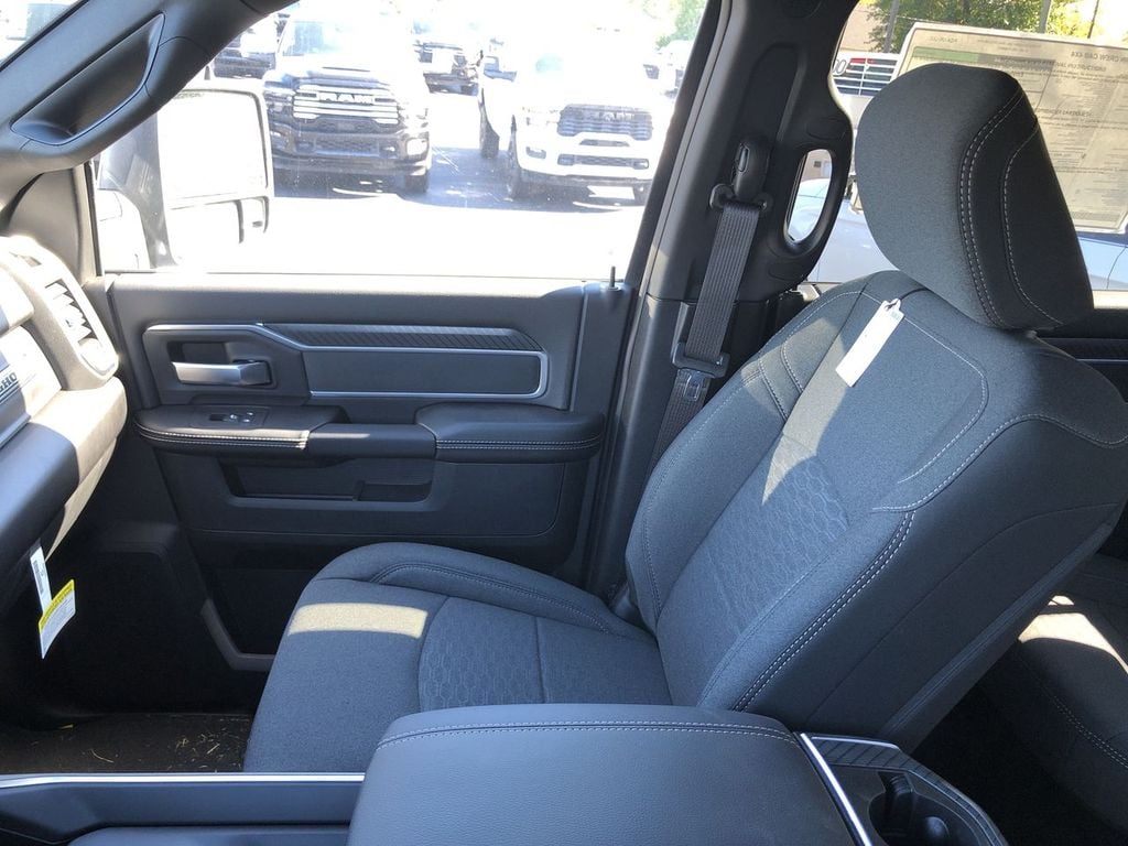 New 2026 Ram 2500 Big Horn - photo - 30