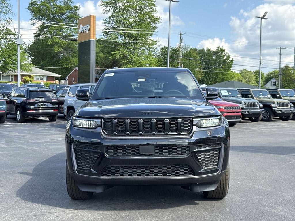 New 2026 Jeep Grand Cherokee Altitude - photo - 15