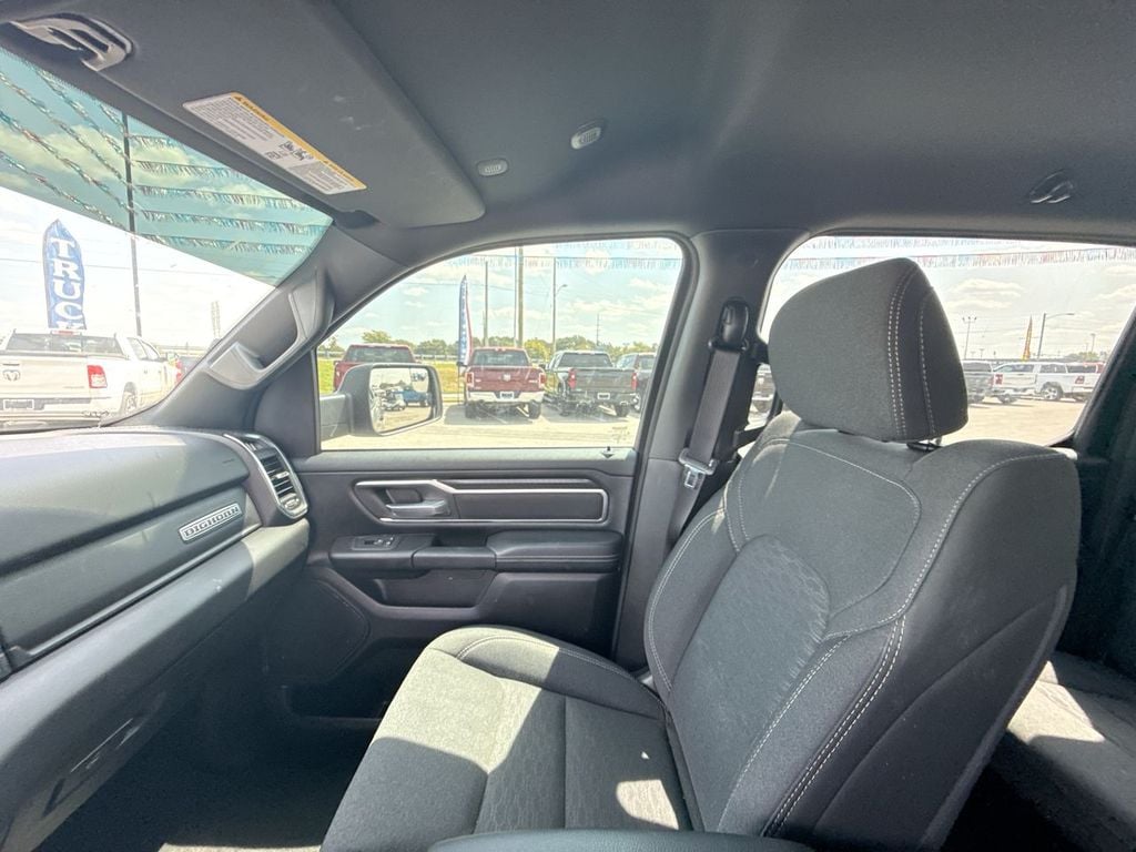 Pre-Owned 2025 Ram 1500 Big Horn/Lone Star - photo - 30