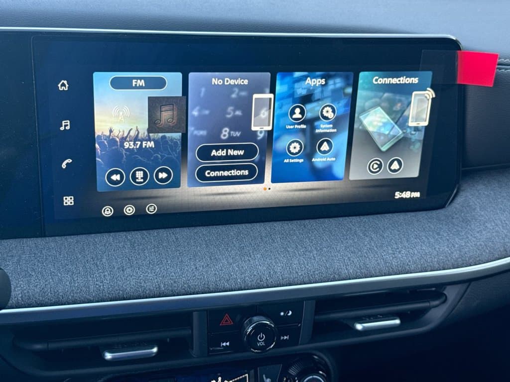 New 2027 Nissan Kicks SV - photo - 26