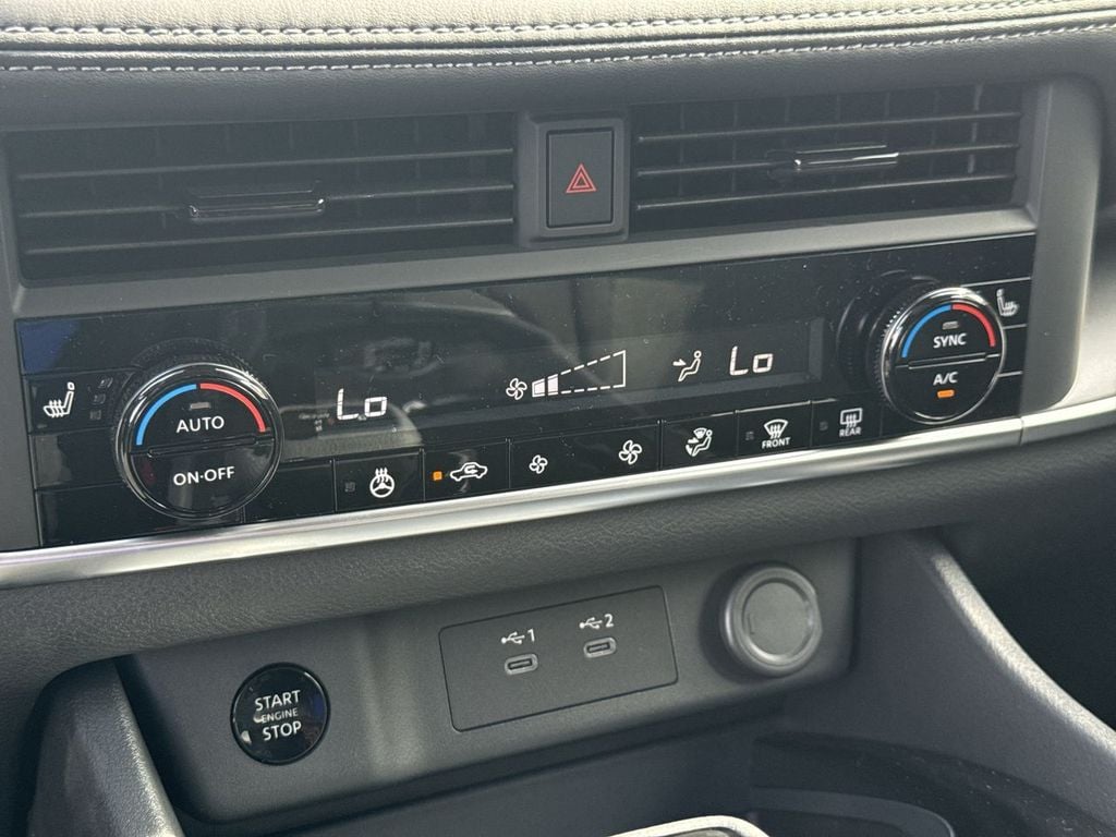 New 2026 Nissan Rogue SV - photo - 29