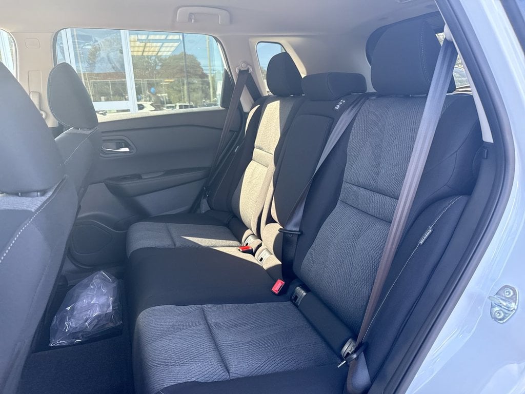 New 2026 Nissan Rogue SV - photo - 19