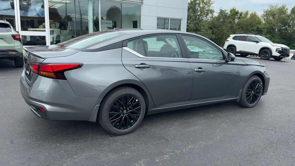New 2026 Nissan Altima 2.5 SV - photo - 6