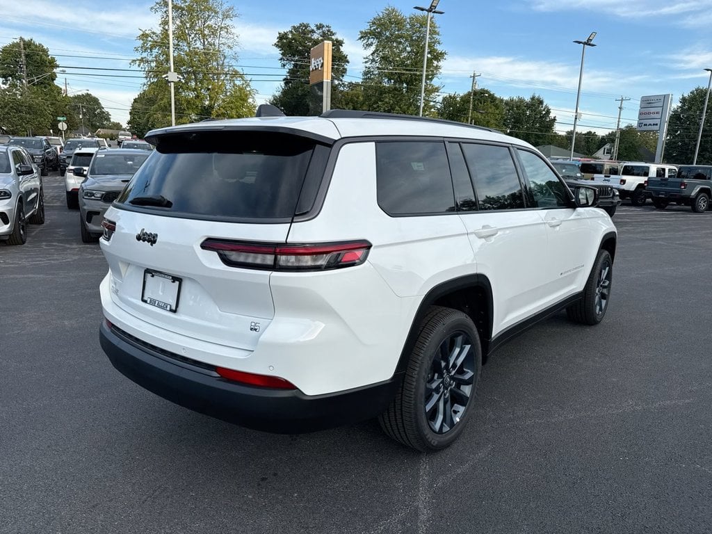 New 2026 Jeep Grand Cherokee L - photo - 12