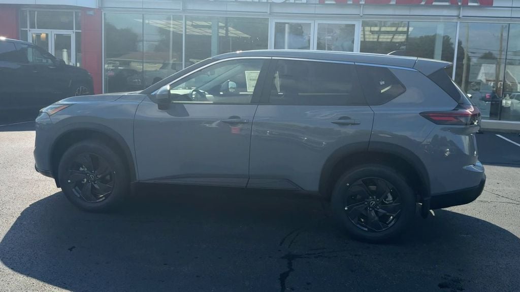 New 2026 Nissan Rogue SV - photo - 3