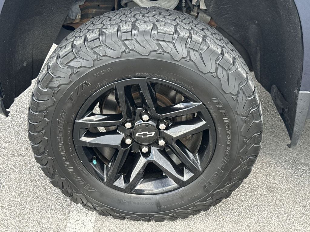 Pre-Owned 2019 Chevrolet Silverado 1500 Custom Trail Boss - photo - 1