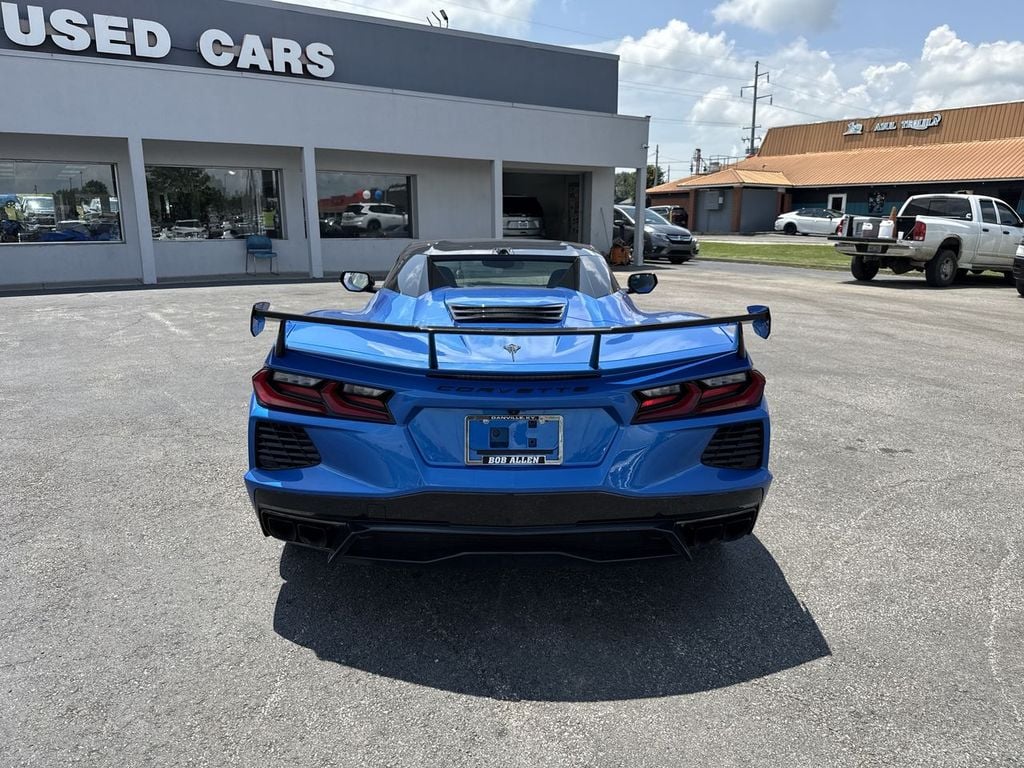 Pre-Owned 2025 Chevrolet Corvette Stingray - photo - 17
