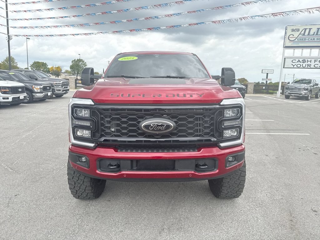 Pre-Owned 2025 Ford F-250SD Lariat - photo - 15