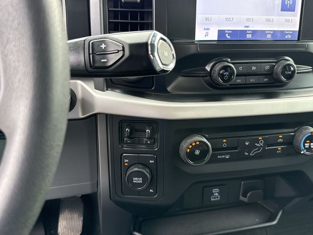 Pre-Owned 2022 Ford F-150 XLT - photo - 25
