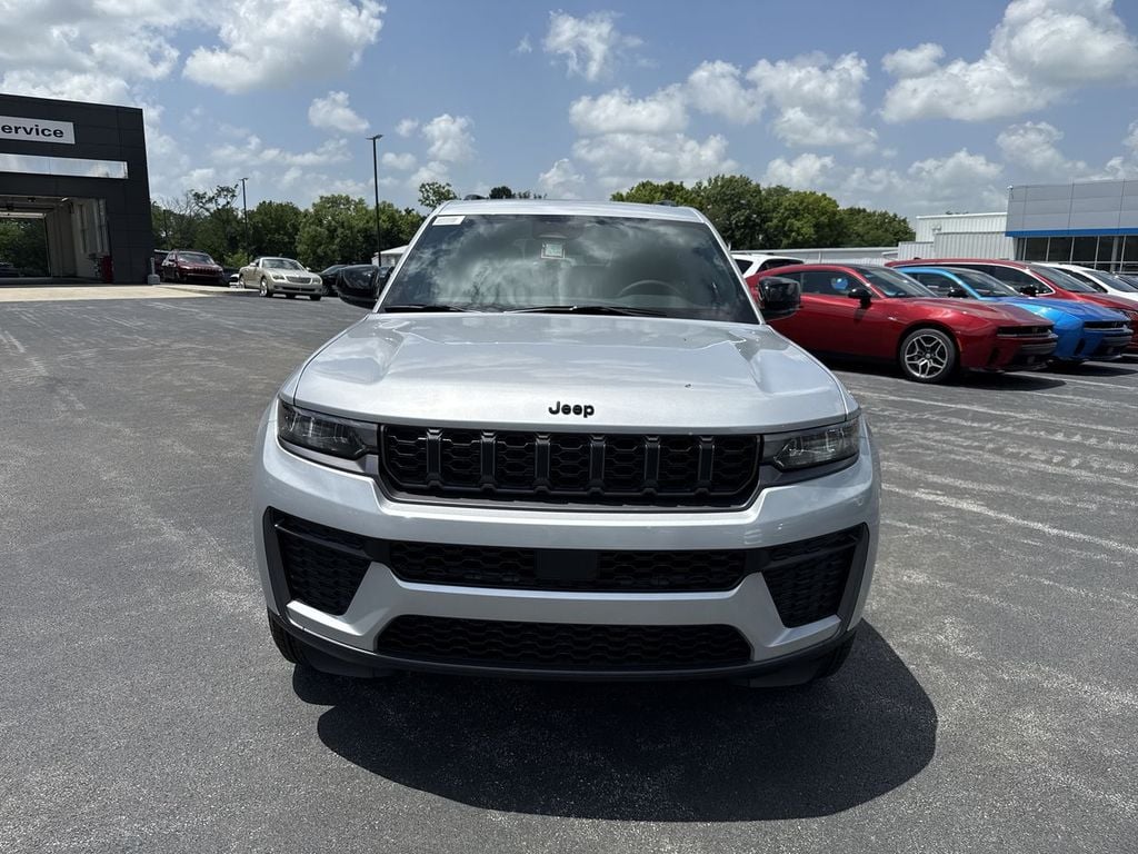 New 2026 Jeep Grand Cherokee L Altitude - photo - 15