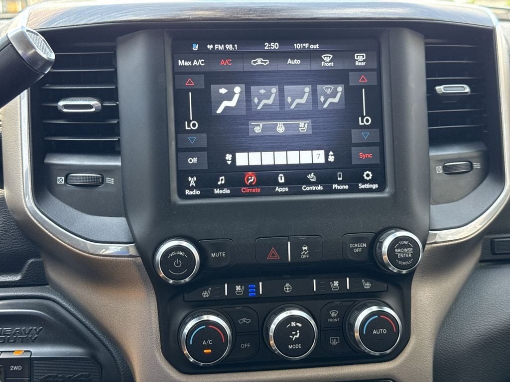 Pre-Owned 2021 Ram 2500 Laramie - photo - 28