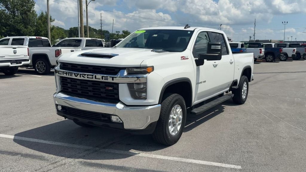 Pre-Owned 2023 Chevrolet Silverado 2500HD LT - photo - 1