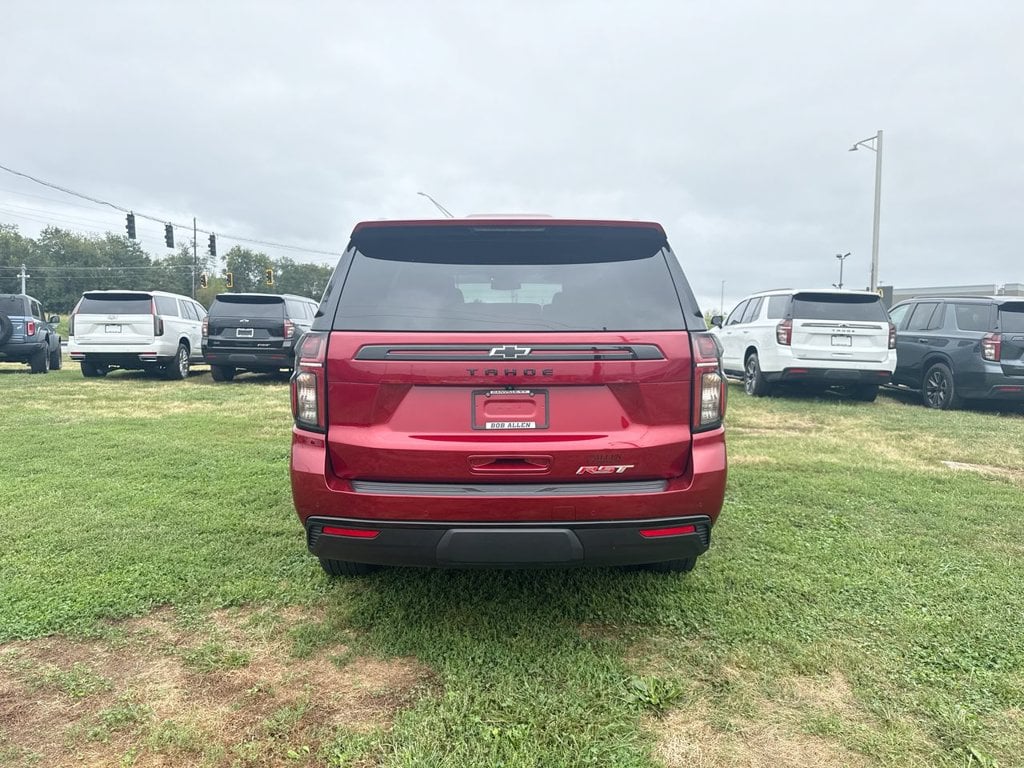 Pre-Owned 2024 Chevrolet Tahoe RST - photo - 18