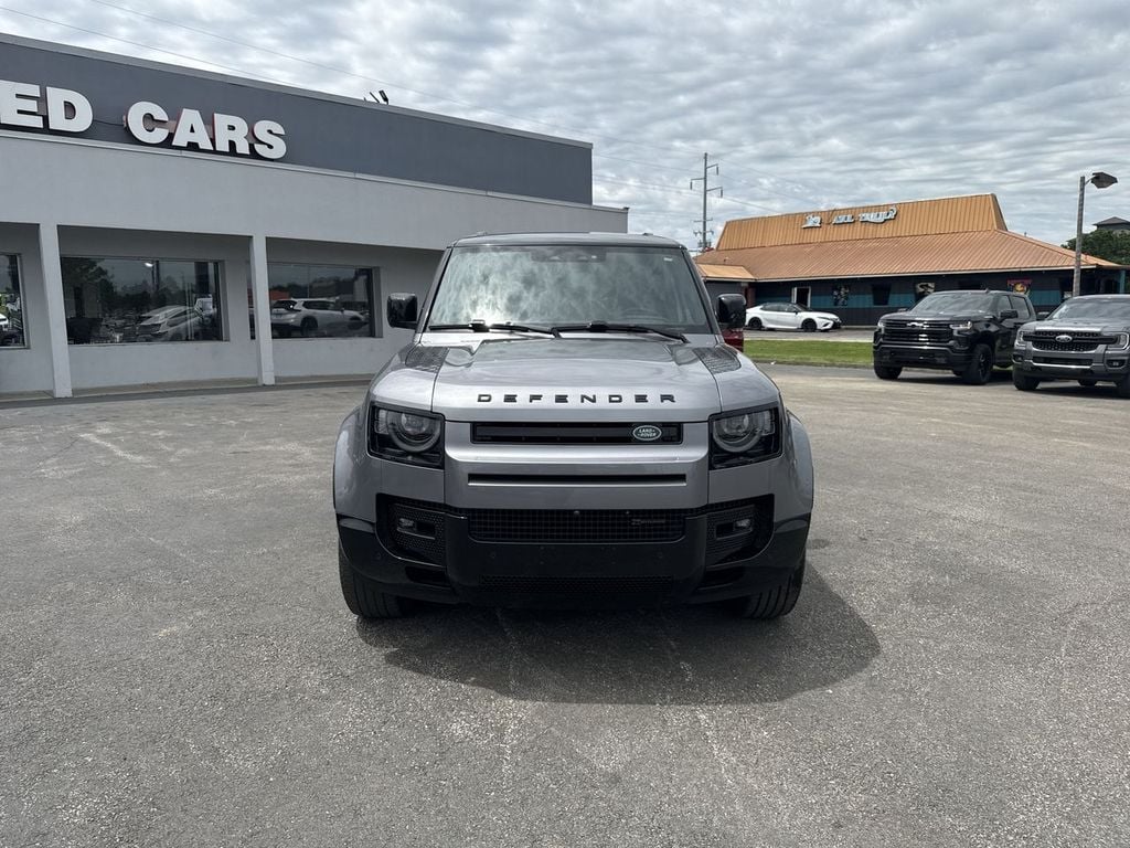 Pre-Owned 2023 Land Rover Defender 90 X-Dynamic SE - photo - 15