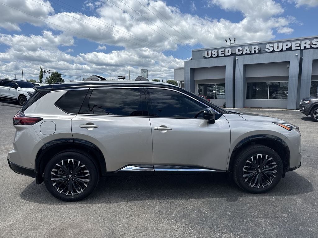 Pre-Owned 2025 Nissan Rogue Platinum - photo - 13