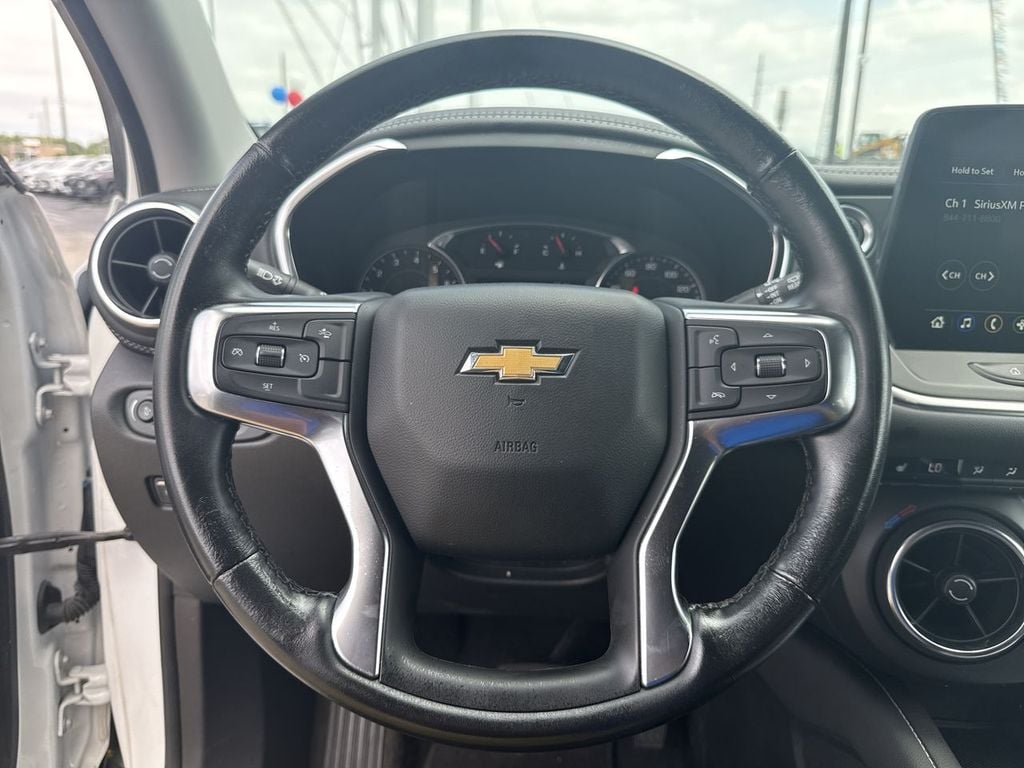 Pre-Owned 2024 Chevrolet Blazer LT - photo - 23