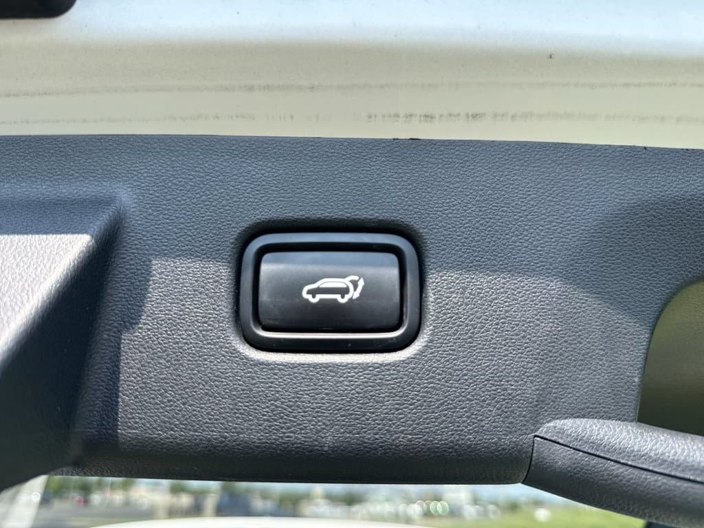 Pre-Owned 2025 Hyundai Tucson SEL Convenience - photo - 17