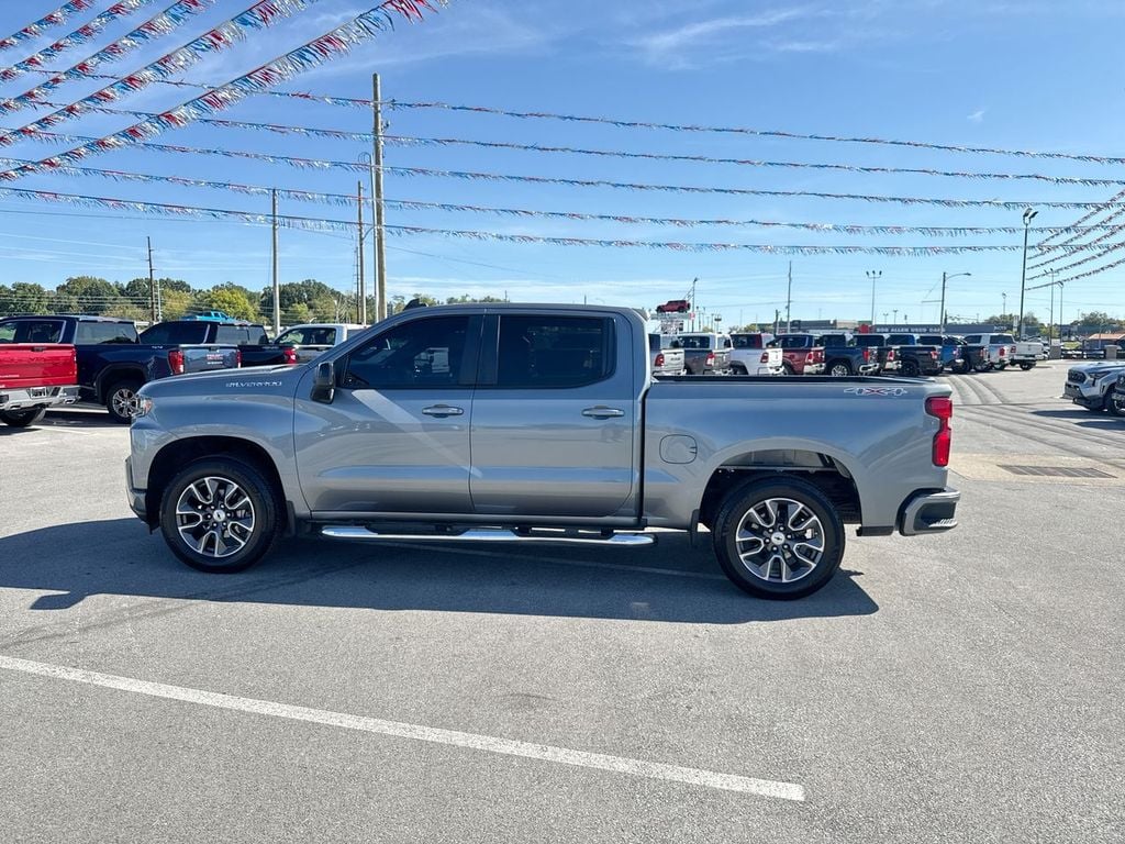 Pre-Owned 2020 Chevrolet Silverado 1500 RST - photo - 2