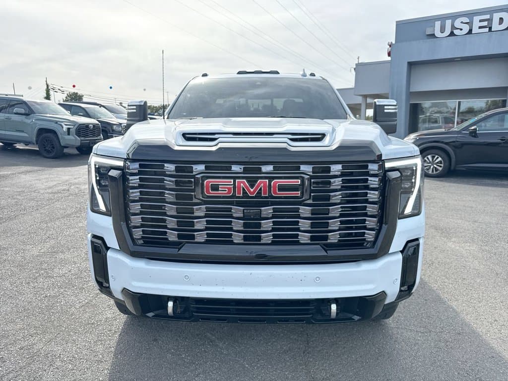 Pre-Owned 2026 GMC Sierra 2500HD Denali Ultimate - photo - 15