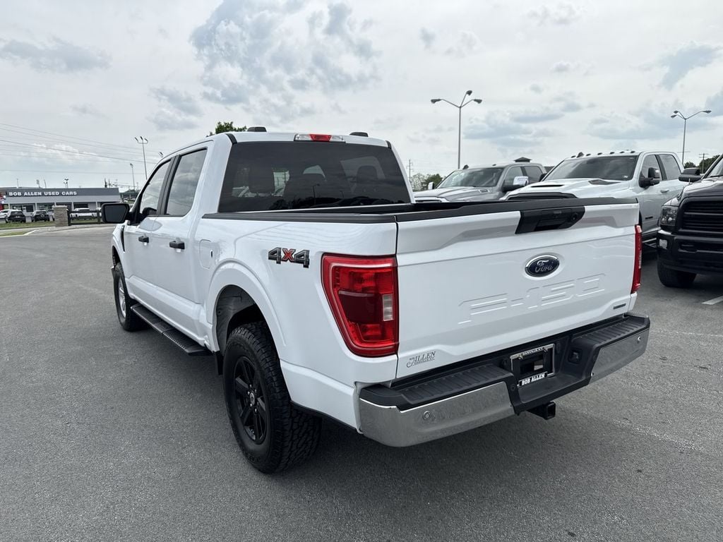 Pre-Owned 2022 Ford F-150 XLT - photo - 11
