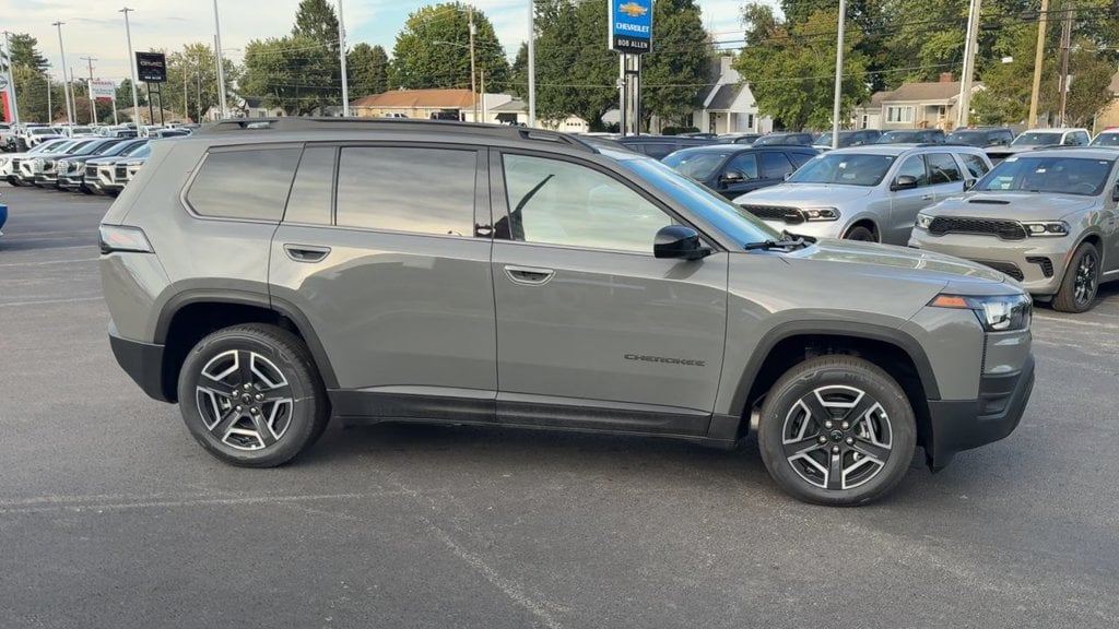 New 2026 Jeep Cherokee Laredo - photo - 7