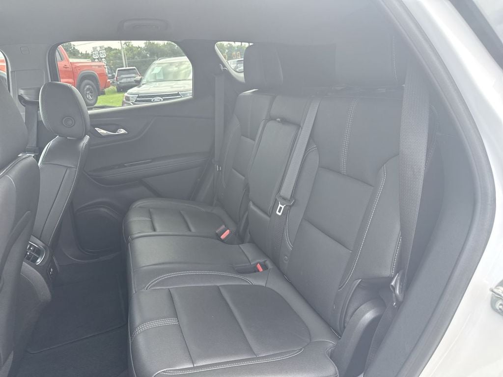 Pre-Owned 2024 Chevrolet Blazer LT - photo - 19