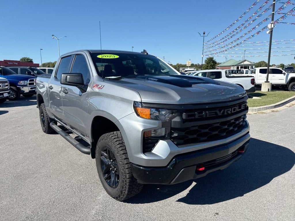 Pre-Owned 2025 Chevrolet Silverado 1500 Custom Trail Boss - photo - 14