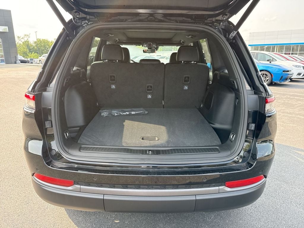 New 2026 Jeep Grand Cherokee - photo - 16