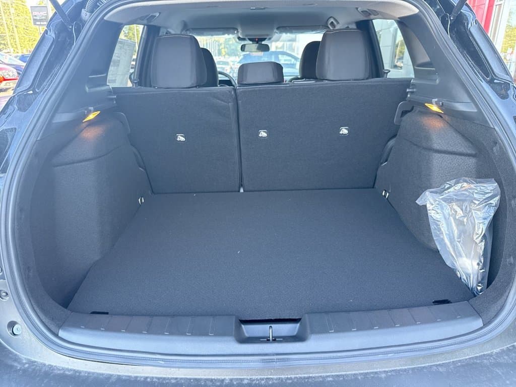 New 2027 Nissan Kicks SV - photo - 16