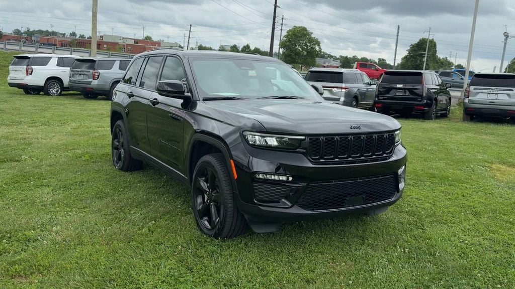 Pre-Owned 2025 Jeep Grand Cherokee Limited - photo - 8