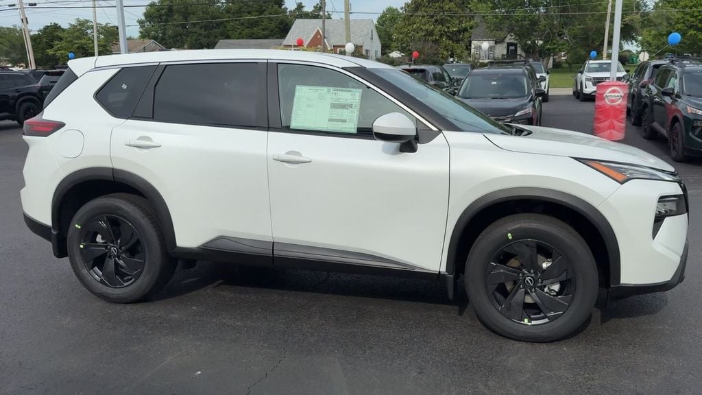 New 2026 Nissan Rogue SV - photo - 7