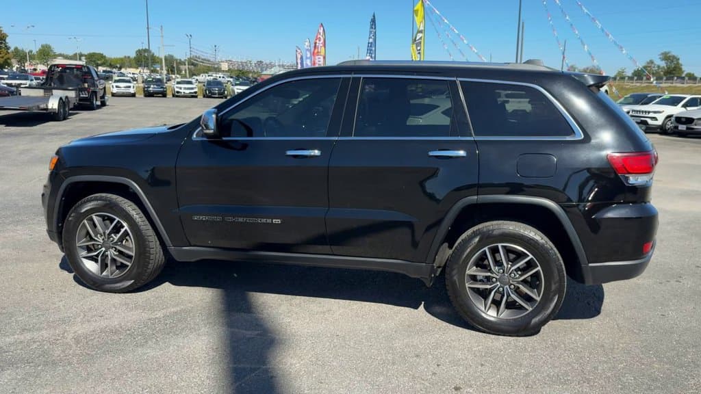 Pre-Owned 2022 Jeep Grand Cherokee WK Limited - photo - 3