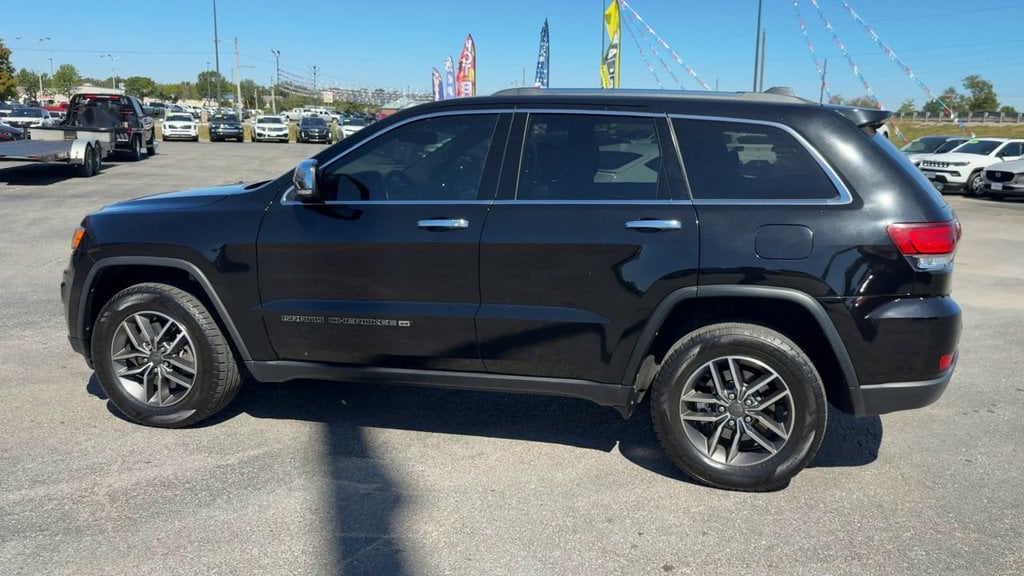 Pre-Owned 2022 Jeep Grand Cherokee WK Limited - photo - 3
