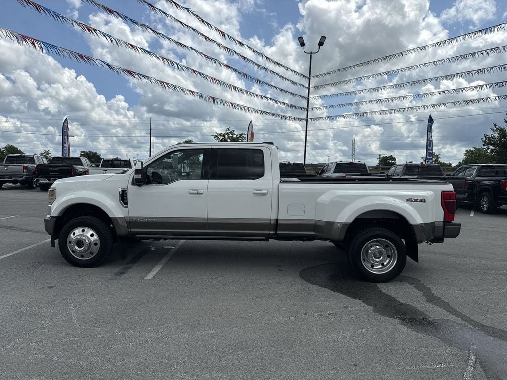 Pre-Owned 2022 Ford F-450SD King Ranch - photo - 10