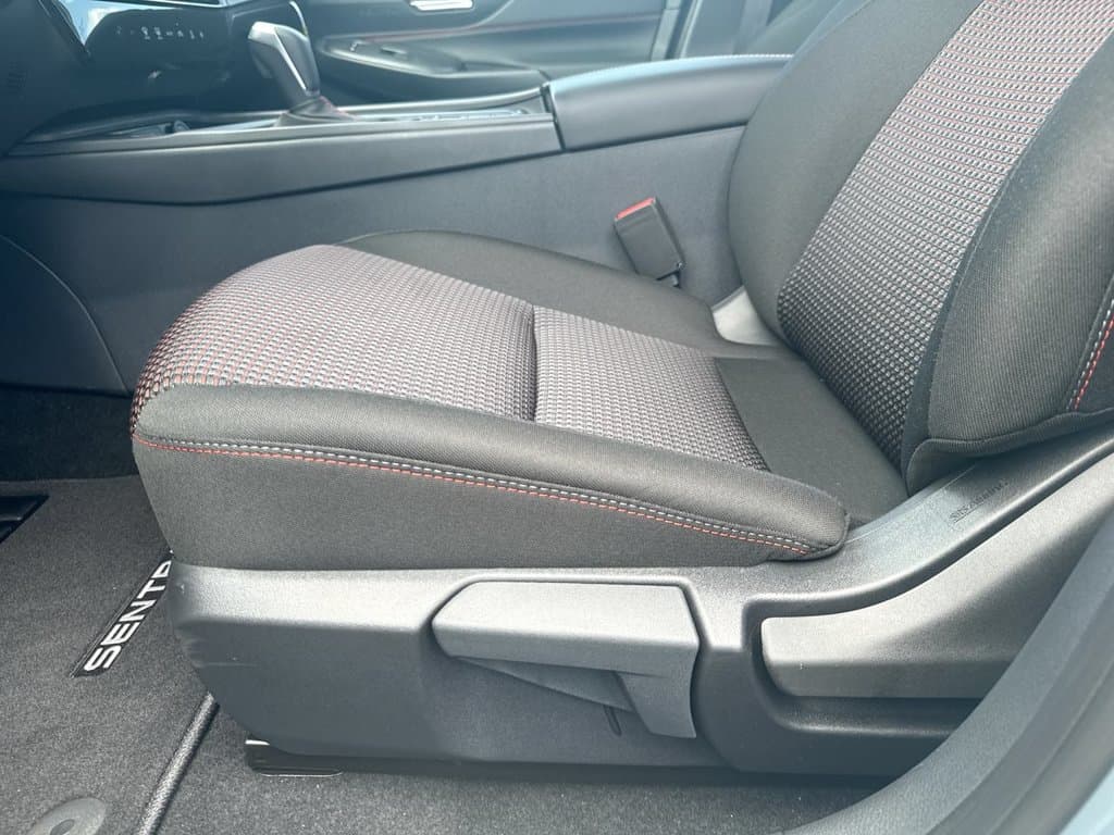 New 2027 Nissan Sentra SR - photo - 21