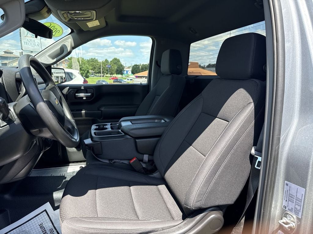 Pre-Owned 2026 Chevrolet Silverado 1500 WT - photo - 19