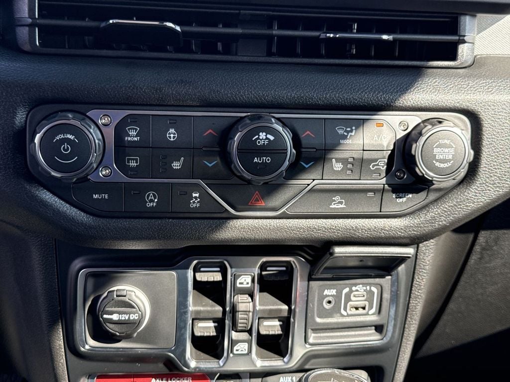 New 2026 Jeep Wrangler Willys - photo - 28