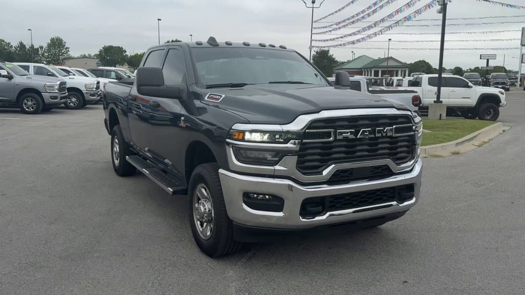Pre-Owned 2025 Ram 2500 Tradesman - photo - 8
