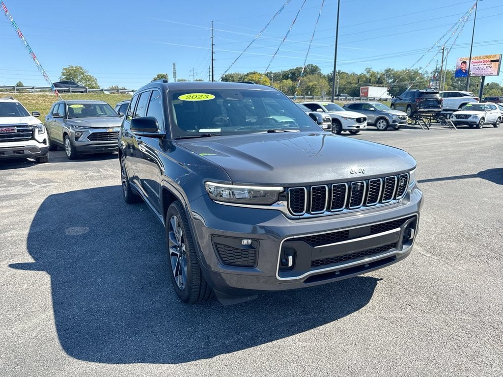 Pre-Owned 2023 Jeep Grand Cherokee L Overland - photo - 14