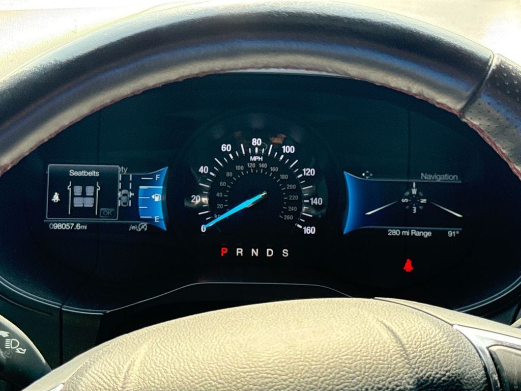 Pre-Owned 2022 Ford Edge ST Line - photo - 23