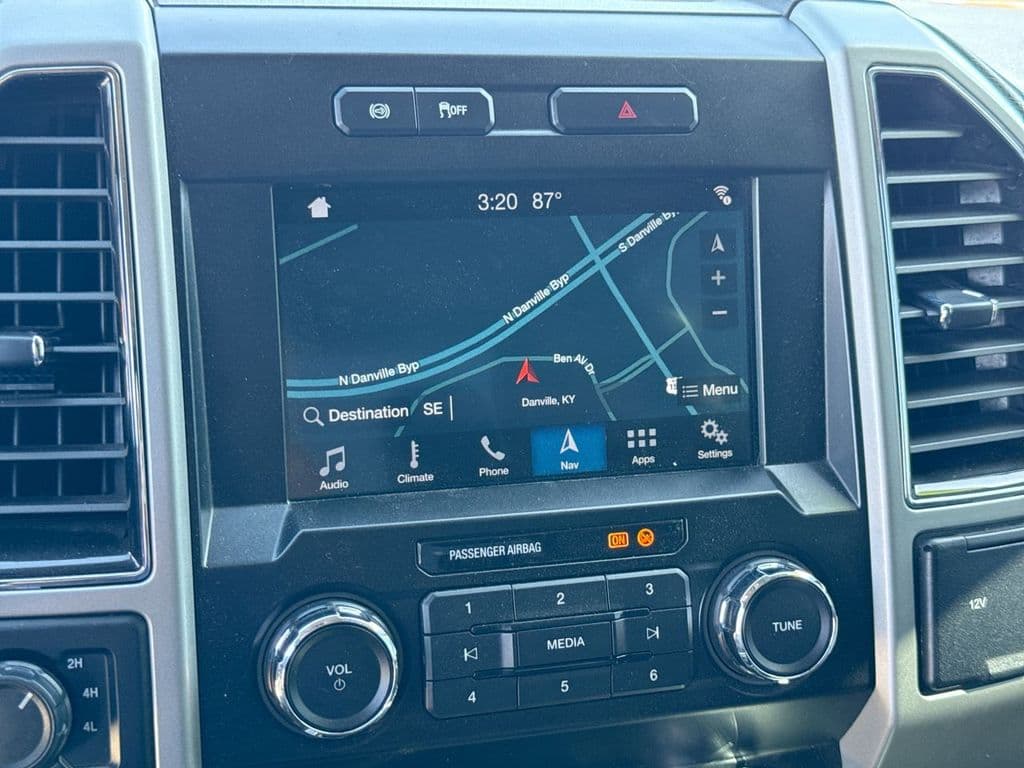 Pre-Owned 2019 Ford F-250SD Lariat - photo - 20