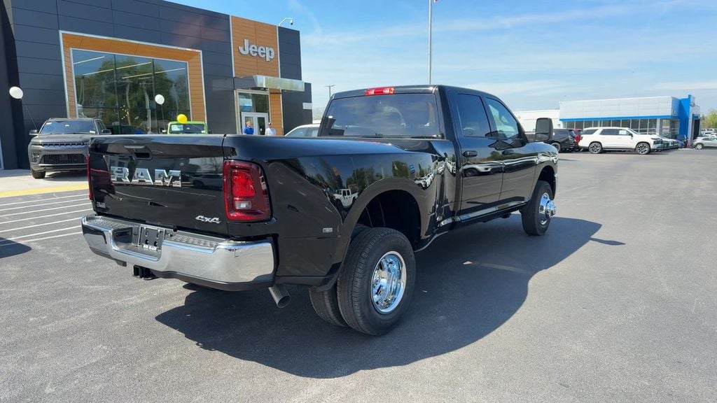 New 2026 Ram 3500 Tradesman - photo - 5