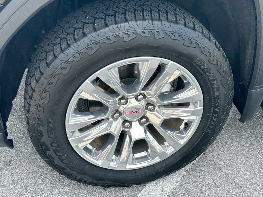Pre-Owned 2025 GMC Sierra 1500 Denali - photo - 9